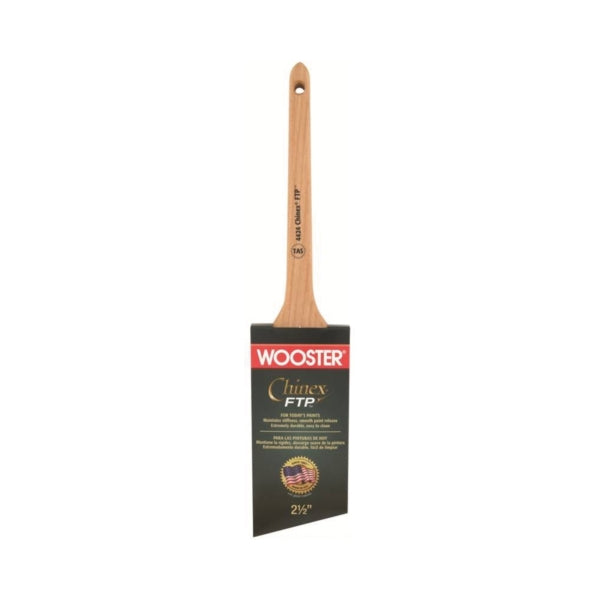 WOOSTER Paint Brush 1-1/2 in W 2-3/16 in L Bristle Synthetic Fabric Bristle Sash Handle